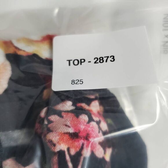 e.Luna Black Floral Cold Shoulder Tunic Top Women’s Small - Picture 8 of 8